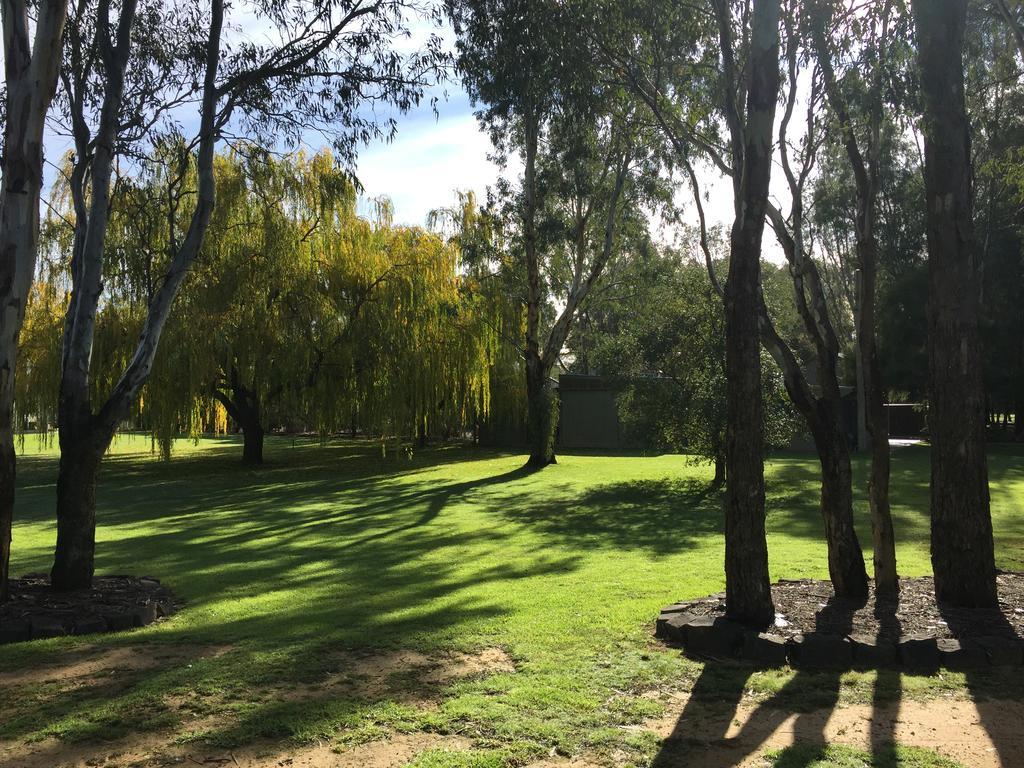 Riverspa Apartments Moama Extérieur photo