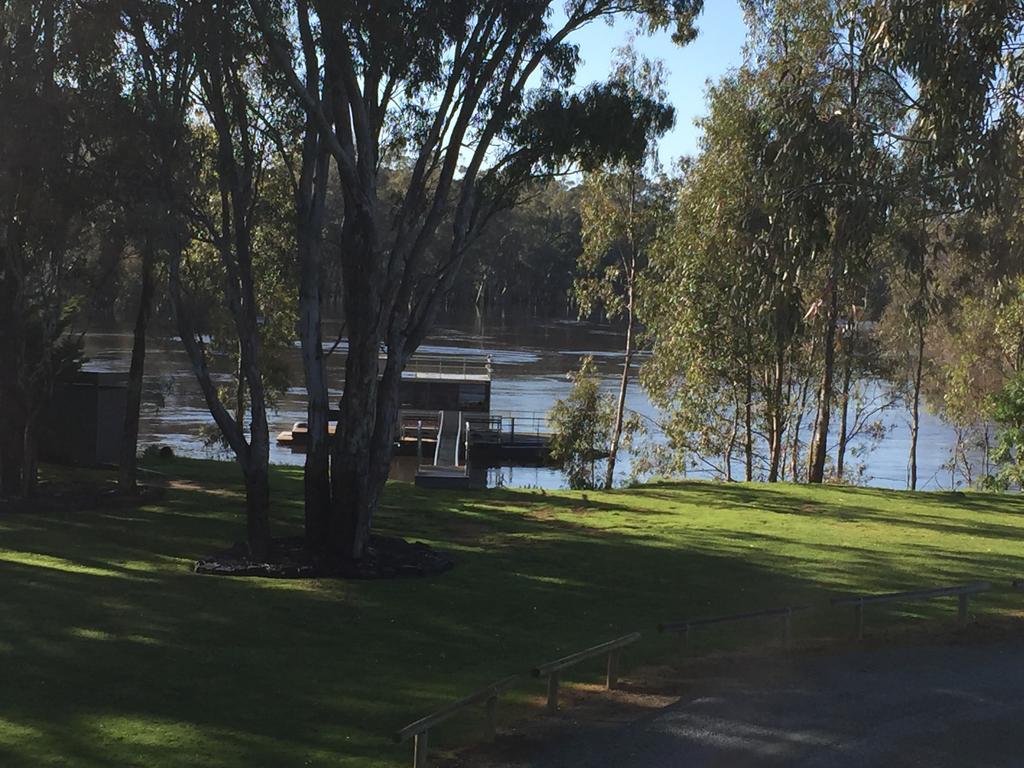 Riverspa Apartments Moama Extérieur photo
