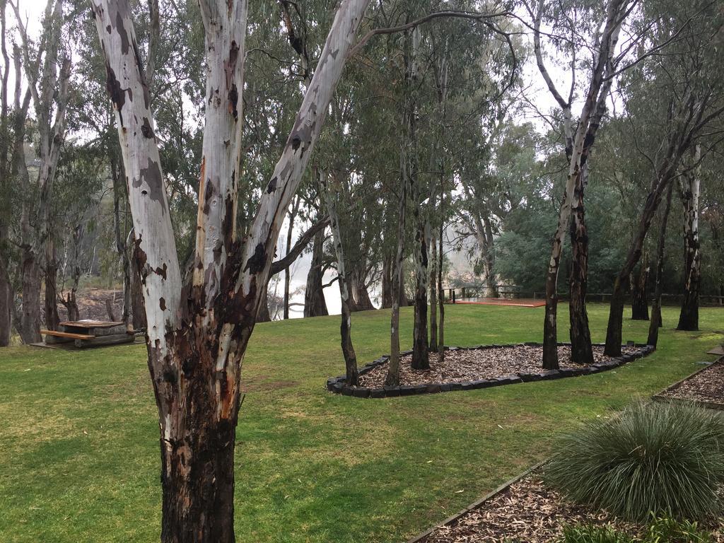 Riverspa Apartments Moama Extérieur photo